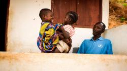 Ebola: Sirotci