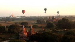 Kamera na cestách: Barma, země tisíce pagod obrazok