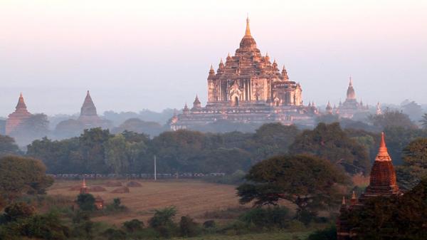 Barma, země tisíce pagod