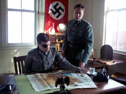 Čtyřicet dva atentátů na Hitlera obrazok