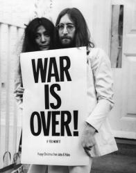 John a Yoko: Nad námi jen nebe